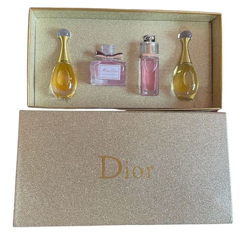 set de perfumes miss dior|Miss Dior cherie gift set.